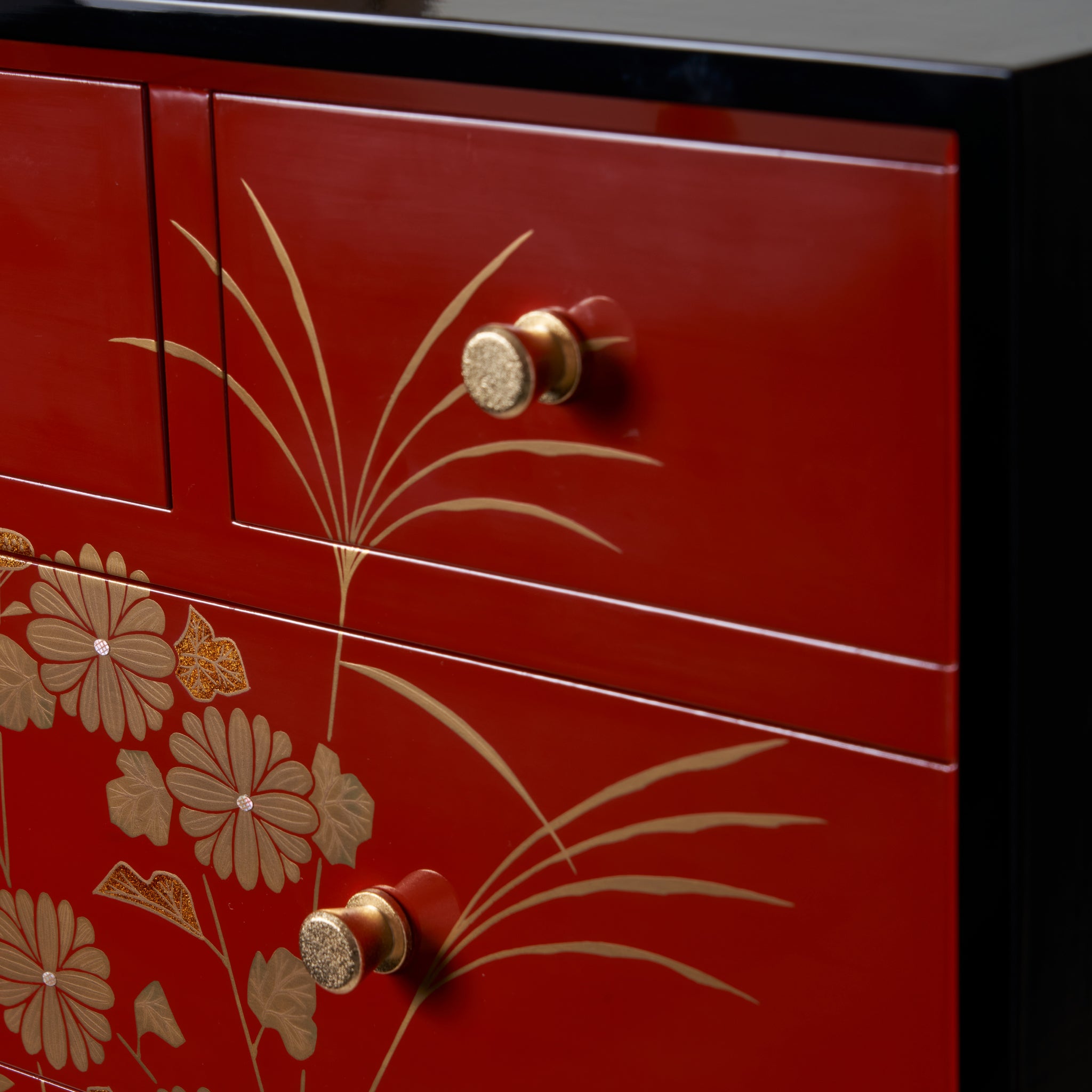 Senshu Kiri Tansu-Shiki Soka Shunuri