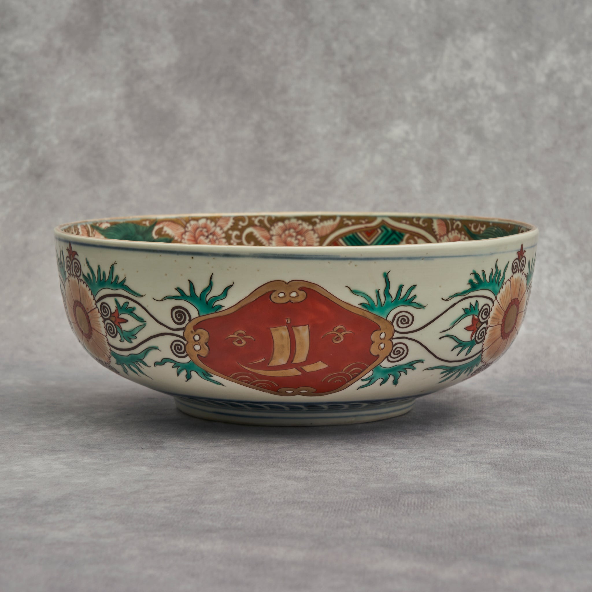 Imari Colored Bowl